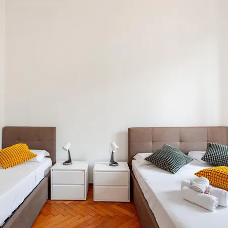 아파트 Lux - 600 Meters From Duomo